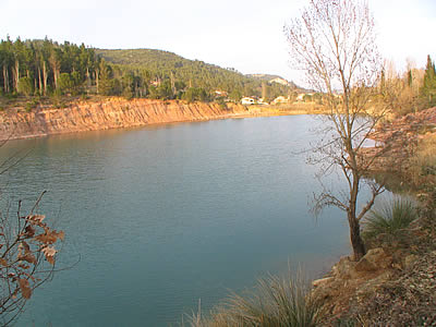 Lac de Vins sur Caramy
